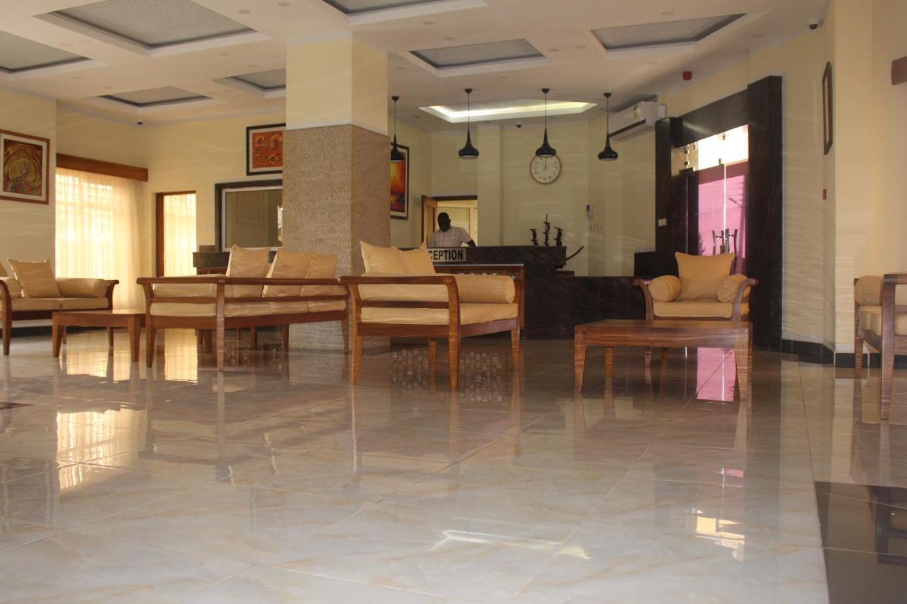 Prinias Hotel Kisumu Exterior photo