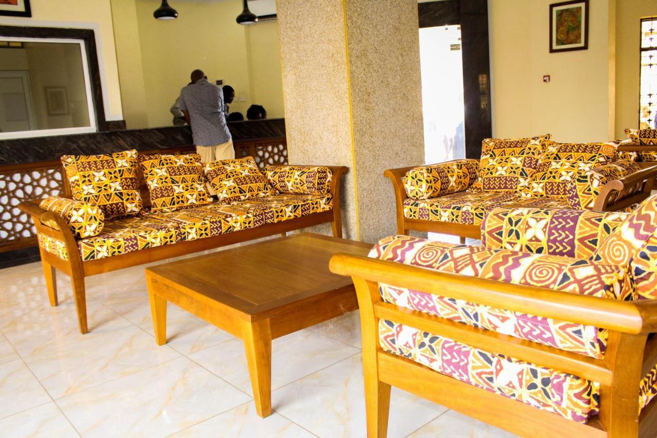 Prinias Hotel Kisumu Exterior photo
