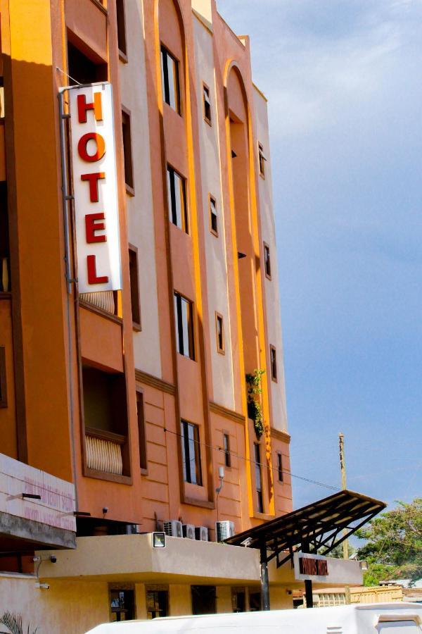 Prinias Hotel Kisumu Exterior photo