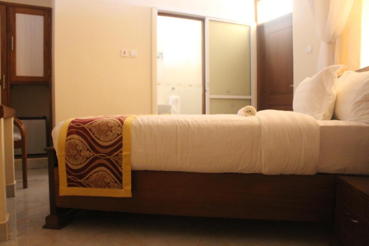 Prinias Hotel Kisumu Exterior photo