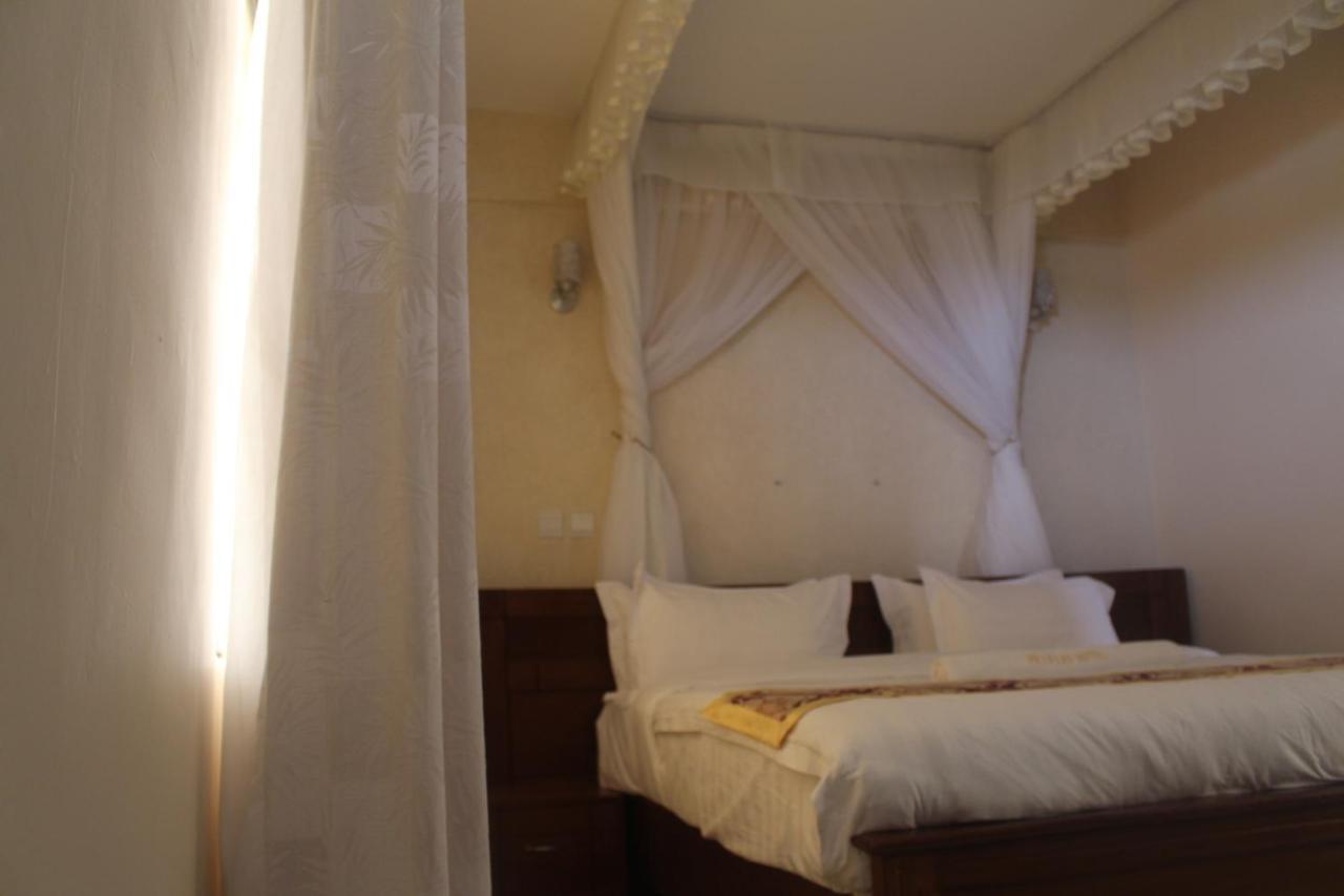 Prinias Hotel Kisumu Exterior photo