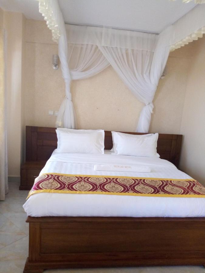 Prinias Hotel Kisumu Exterior photo